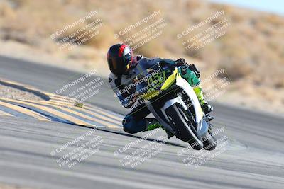 media/Jan-10-2025-CVMA Friday Practice (Fri) [[489e0da257]]/Group 4 and Trackday/Session 4 (Turn 16)/